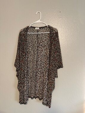 Texas True Leopard Print Open Front Kimono in Olive Green size XL